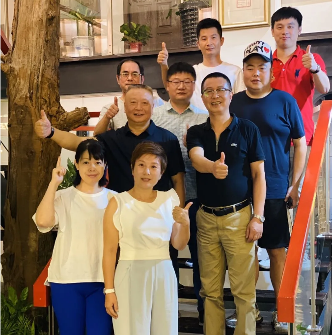 【凝心聚力 共創(chuàng)輝煌】中國漁業(yè)協(xié)會水產(chǎn)商貿(mào)協(xié)會及各平臺企業(yè)強(qiáng)力助推2020第15屆上海國際漁業(yè)博覽會成功舉辦！(圖3)